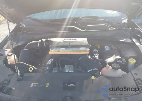 2024 Jeep Compass Limited 4X4 из США, поврежденный, VIN 3C4NJDCN1RT128085